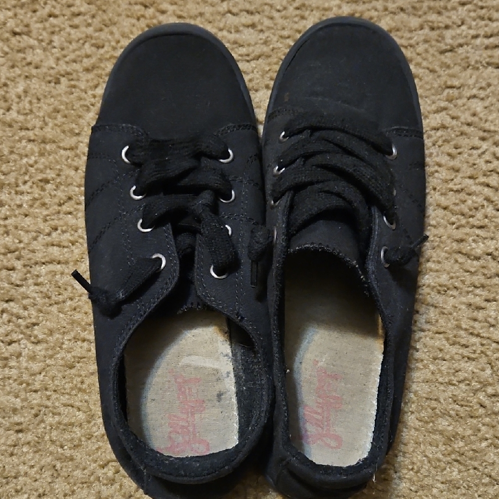 Jellypop Black Casual Sneakers